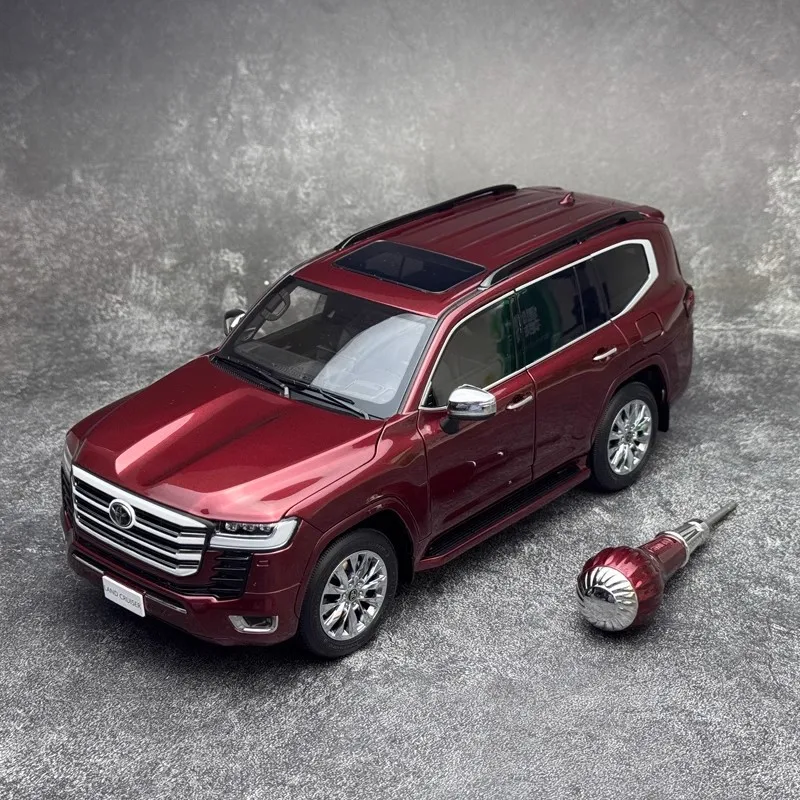 1/18 LCD Model samochodu Land Cruiser LC300 ZX SUV Metalowy samochód Symulacja pokoju Ozdoba Odlew Model Chłopiec Niestandardowy prezent urodzinowy Zabawka