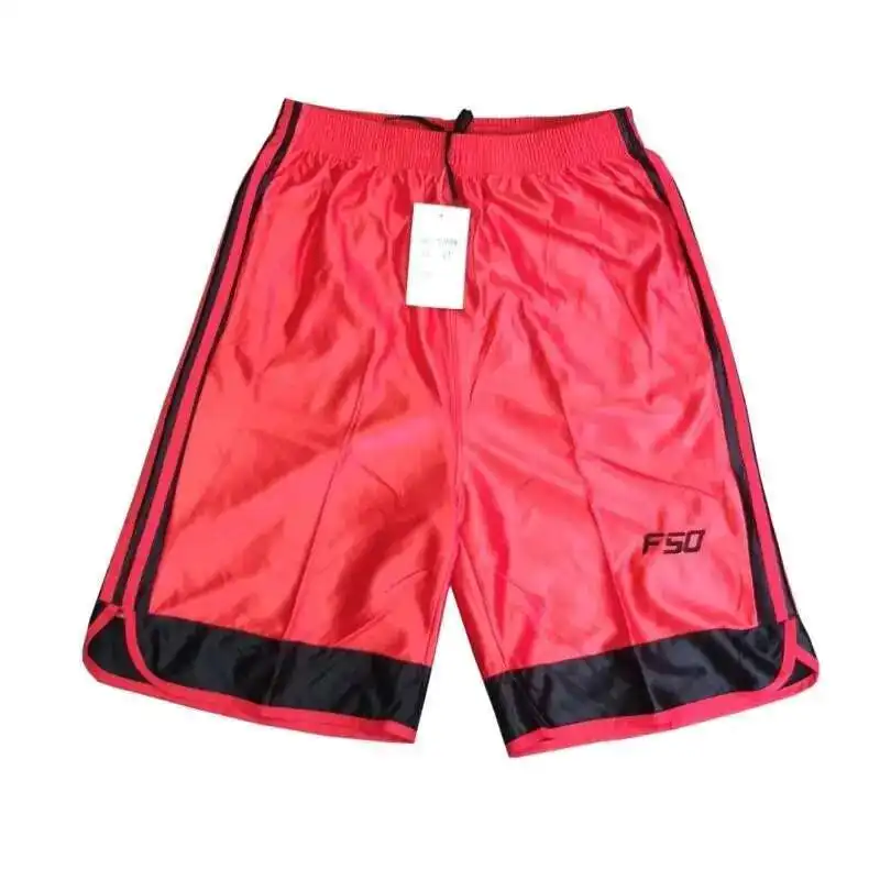 شورت رجالي صيفي مطرز بجيوب لامعة للياقة البدنية في الهواء الطلق للرجال مقاس كبير قيعان كرة السلة الرياضية غير الرسمية