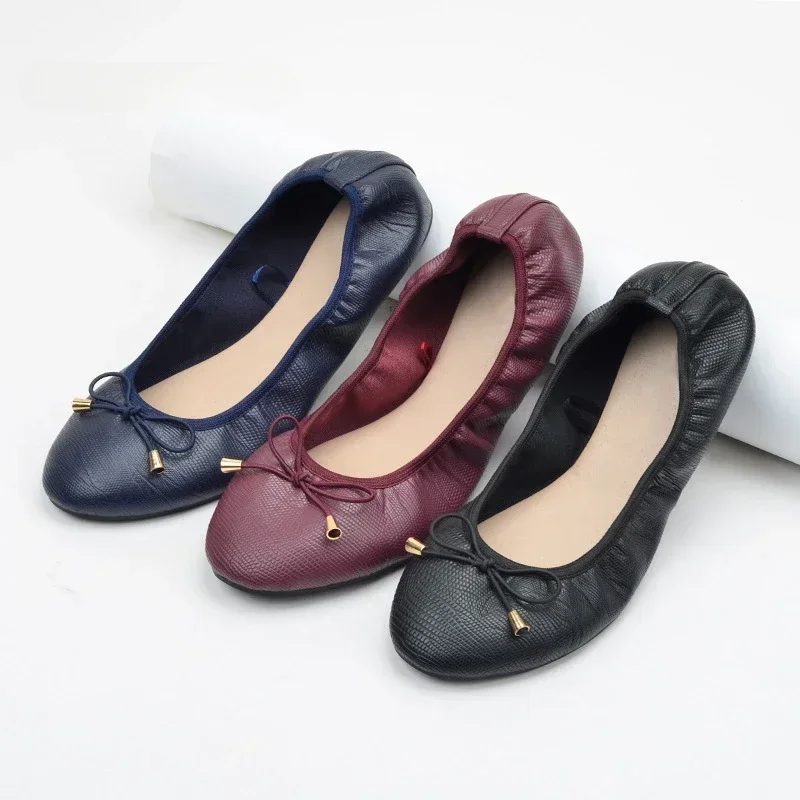 

Adult Minimalist Flat Shoes for Girls Curved Shoes Spring and Autumn Ballet Flats Round-toe Soft Sole Loafers for Young Girls