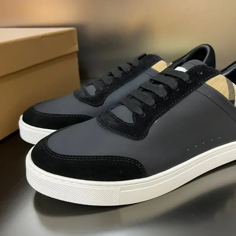 Hot Luxury Low Top Men Trainers White Black Genuine Leather Sports Graffiti Heels Flats Sneakers Runner Driving Shoes Footwear