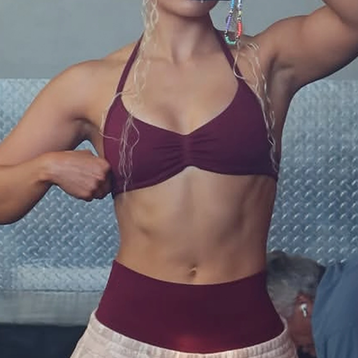 

ARFTE Women's Strappy Backless Yoga Bra Workout Gym Top with Removable Cups Seamless Scrunch Tank for Fitness Clothing