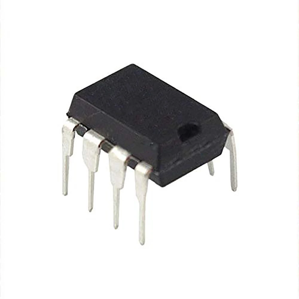 10Pcs AT24C64 AT24C32 AT24C64 AT24C16 AT24C08 AT24C04 AT24C02 DIP-8/SOP-8 Memory IC