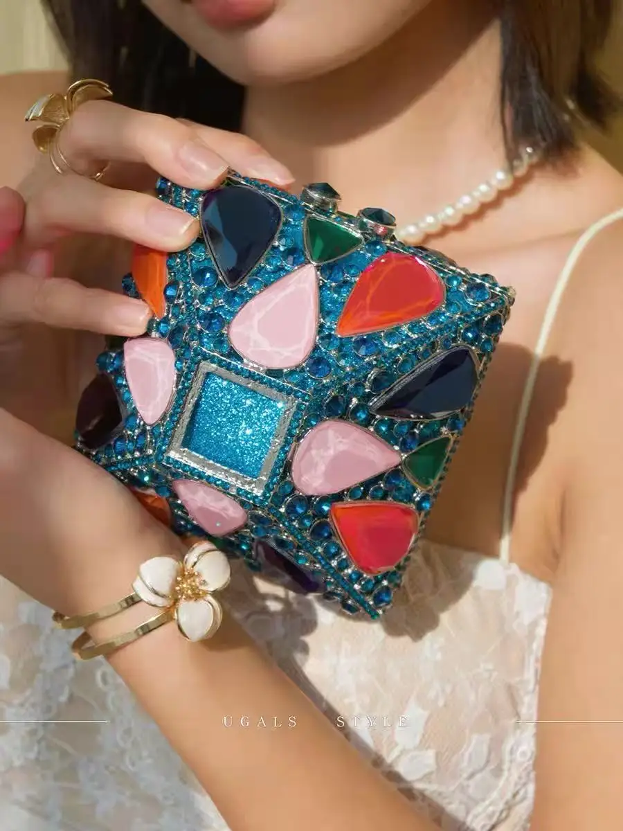 

Luxury Crystal Metal Box Glitter Rhinstones Diamond Women Handbag Wedding Party Banquet Clutch Purse Exquisite Shoulder Bag