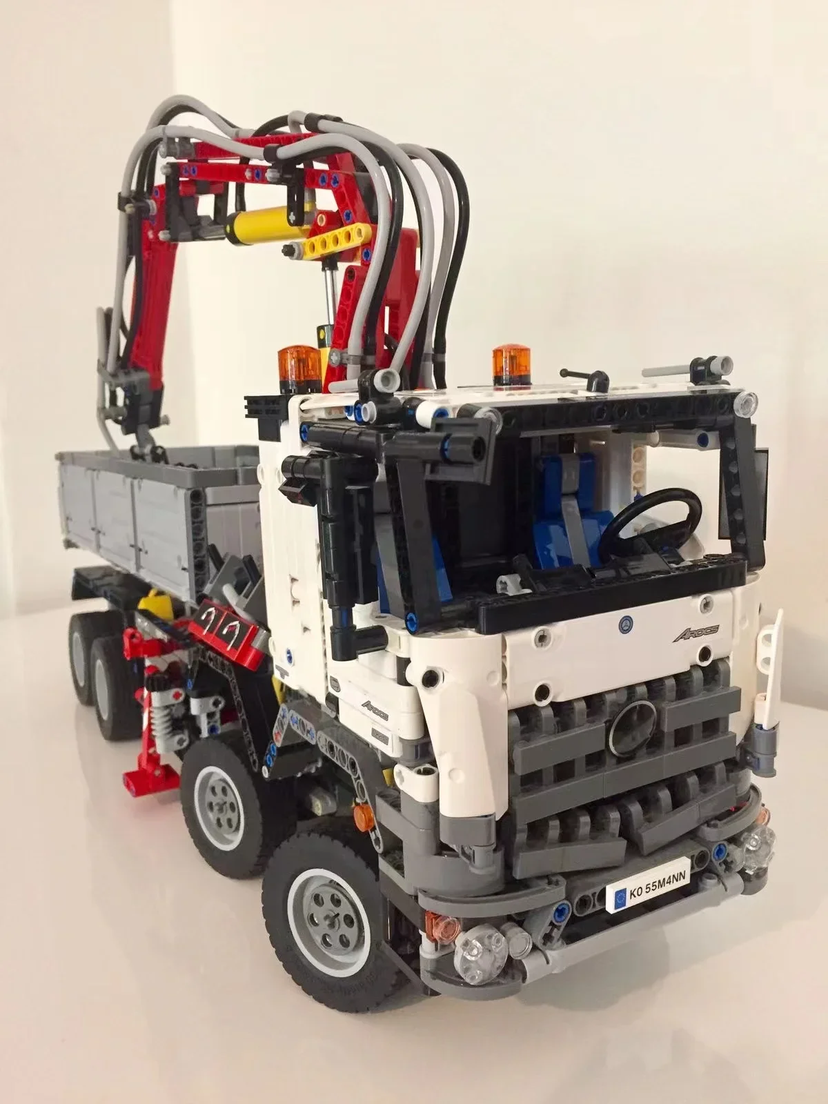 Technisches 42043 Arocs 3245 motorisiertes Hochleistungs-LKW-Modell, Bausteinsteine, zusammengebautes DIY-Spielzeug, Geburtstagsgeschenke für Jungen und Erwachsene