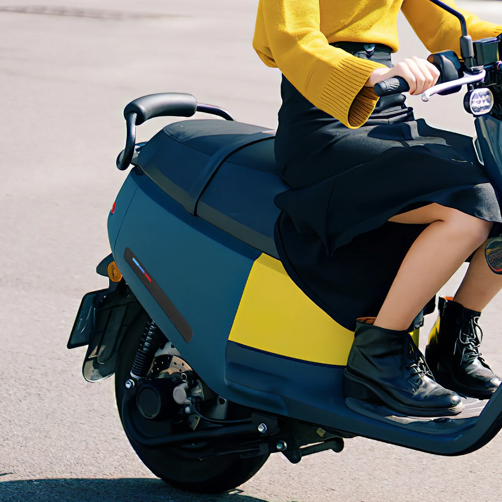 

1Pair Electric Scooter Edge Trim Anti-Collision Strip Durable PVC Door Edge Guard Stylish Protective Accessory