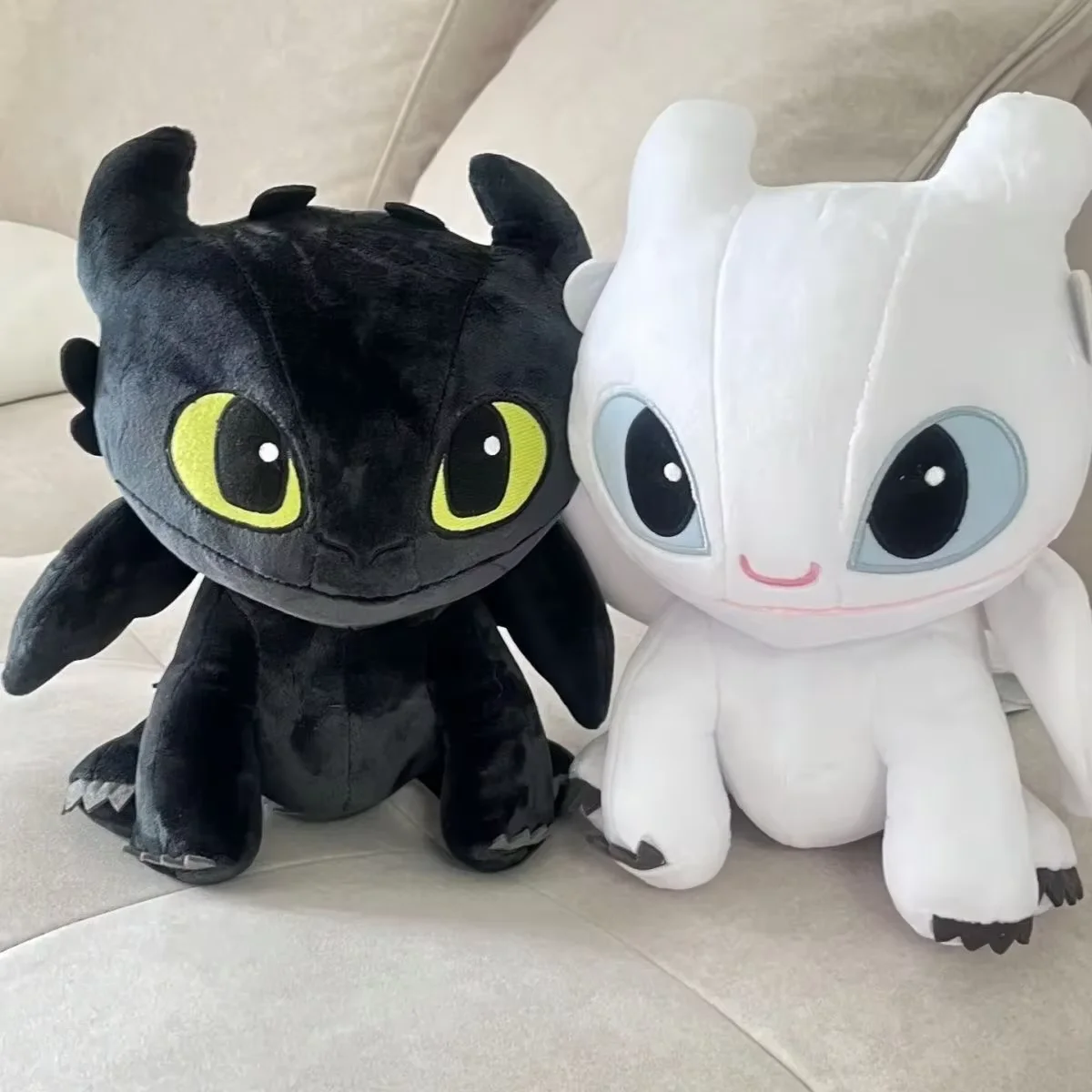 Hot sale In Stock Dragon Toothless Light Fury Plush Toy Cute Night Fury Stuffed Dragon Doll Ultra Soft Plush Pillow Gifts