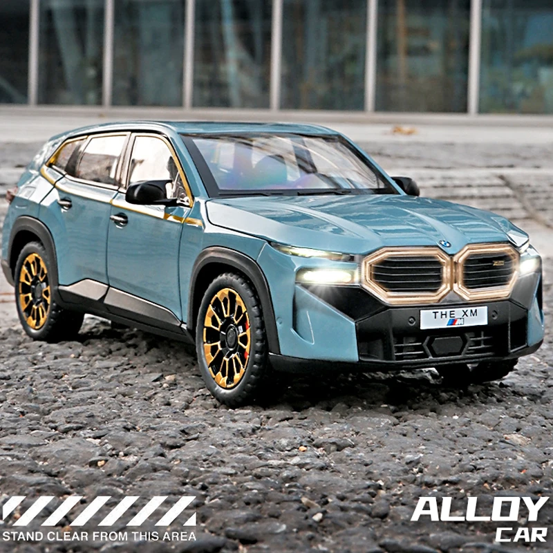 1:24 BMW XM Alloy Car Model Diecast Metal SUV Vehicles Toys Kids Boys Birthday Gift Sound Light Collective Voiture Home Decor