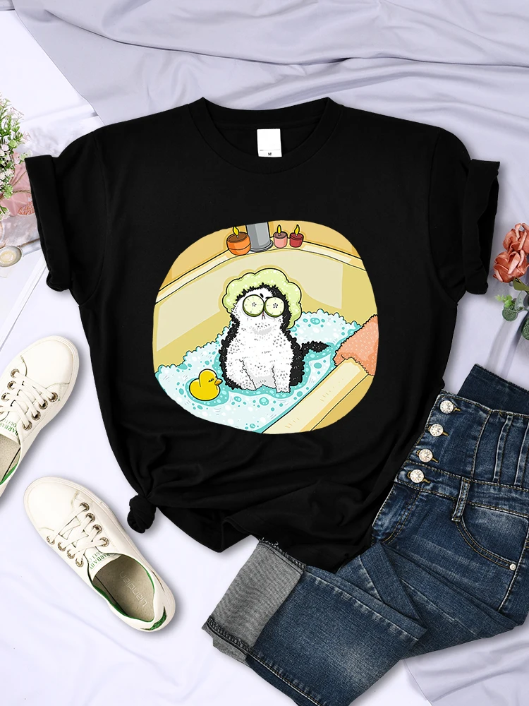 Cat Bathing With Fruit Facial Mask Tshirts Women Summer Street Hip Hop T-Shirt Cool Casual O-Neck Tee Clothes Breathable Tops