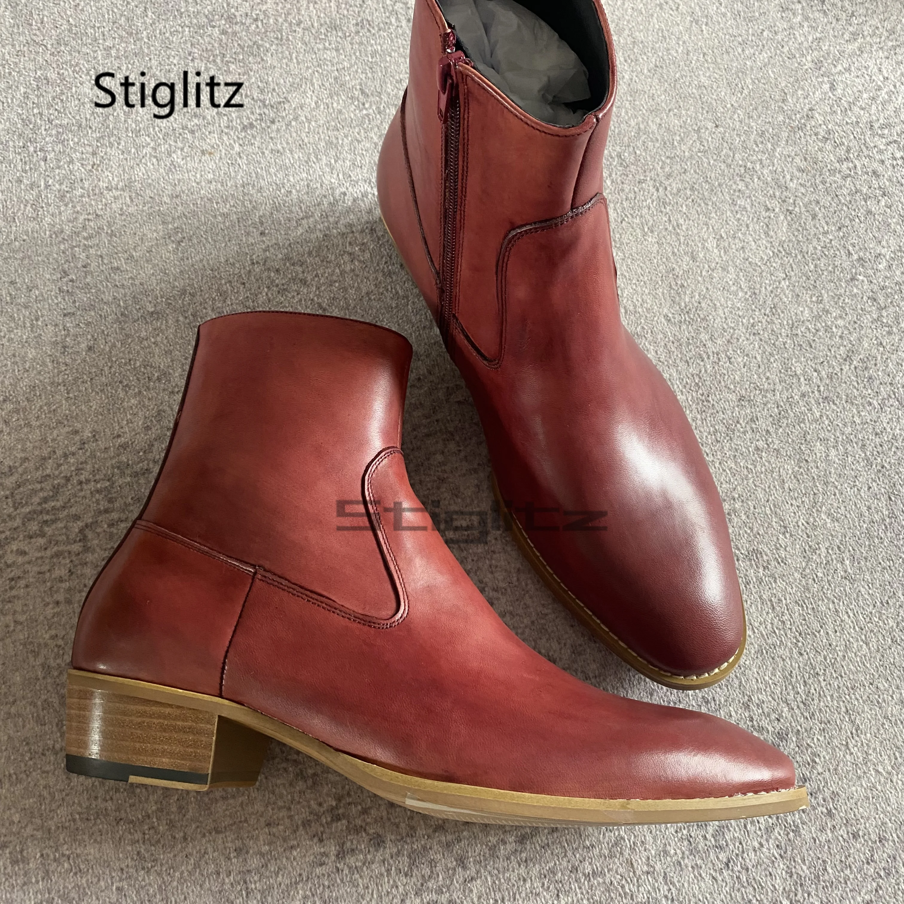 

Men's Burgundy Chelsea Boots Genuine Leather Ankle Boots Pointed Toe Side Zip Fashion British Med Heel Business Men Shoes