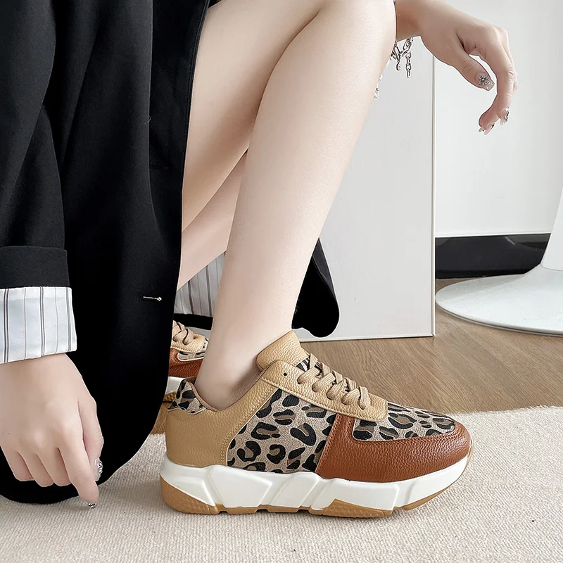 Leopard Print Sneakers Women Thick Sole Autumn Leatherette Trainers Ladies Fashion Light Weight Low-Top Sport Shoes