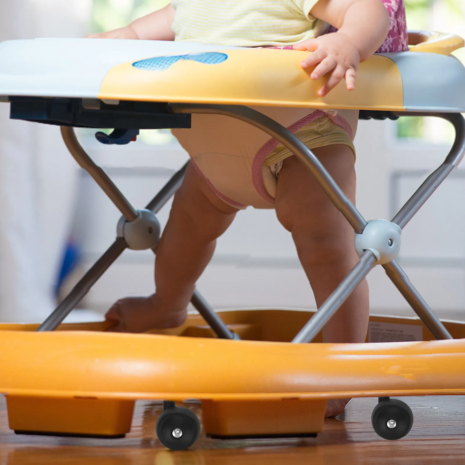 ล้อรถหัดเดินเด็ก 4 ชิ้น อะไหล่ล้อแบบหมุนได้ ใช้ได้กับรถเข็นเด็กทั่วไป หมุนลื่น จับถนัดมือ เงียบ