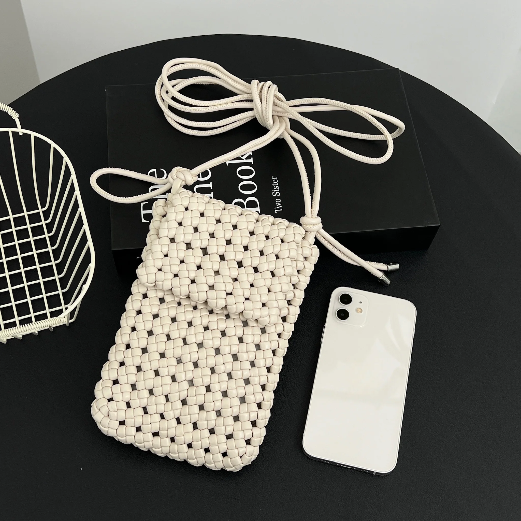 

Shoulder bags Fashion niche woven crossbody bag This year's popular high-grade hollow bag women's