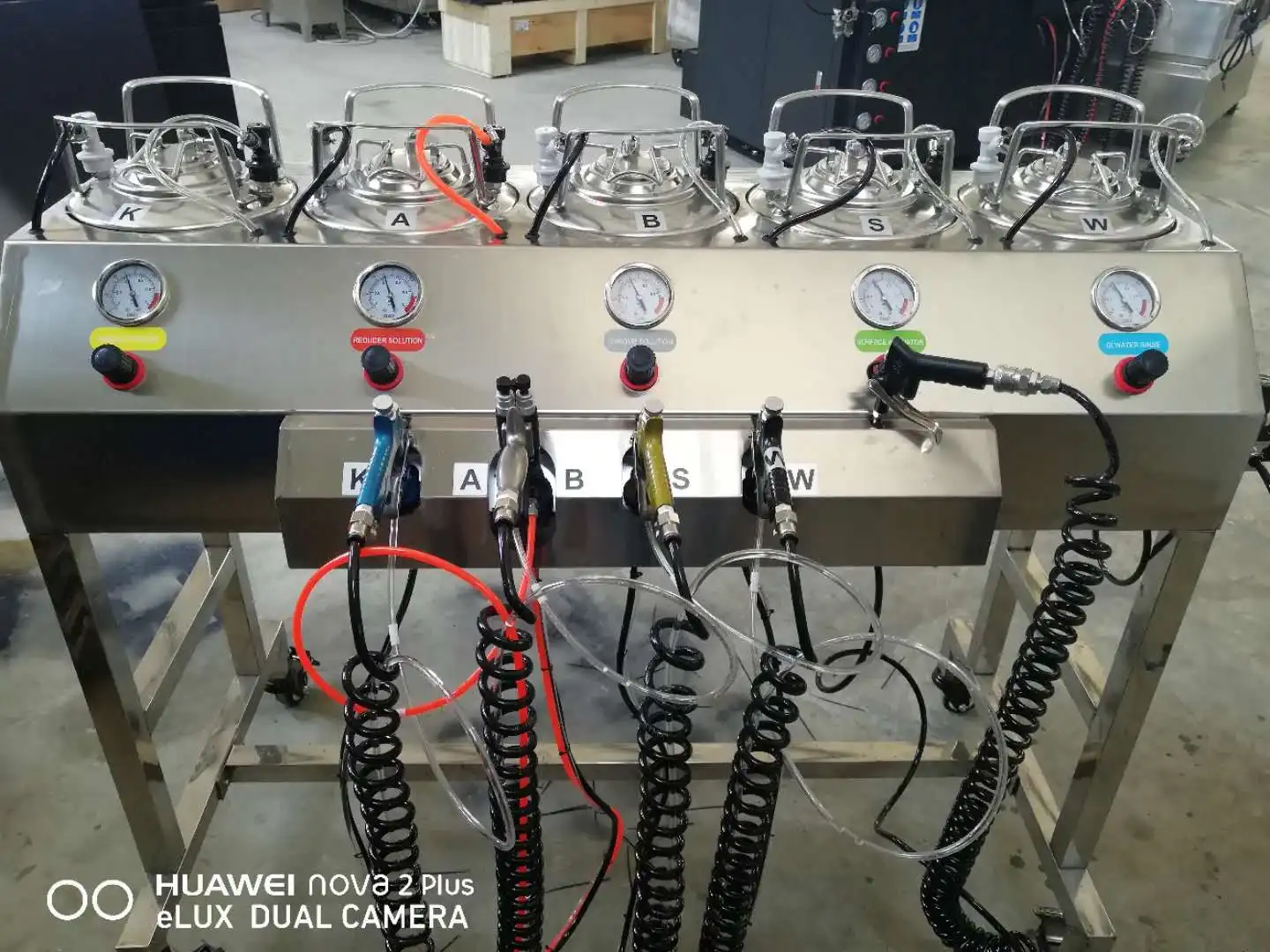 نانو الكروم رذاذ الماء الكروم رذاذ تصفيح الكروم آلة تصفيح الفولاذ المقاوم للصدأ معدات الطلاء معطف معدني