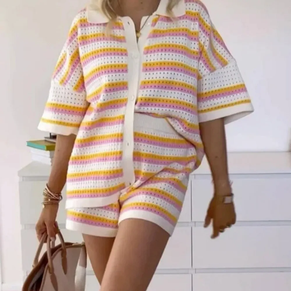 Thously-Ensemble de short de plage pour femme, haut rayé à manches courtes et mini short, tenue d'été décontractée, vacances, ensemble 2 pièces