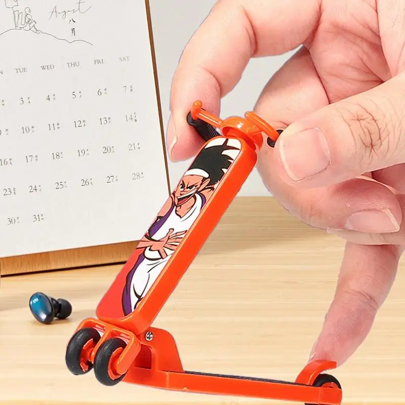 Finger Skateboards Toy Non-slip Fun Finger Skateboards Finger Toys Scooter Foldable Finger Scooter Toys for Dorm Travel