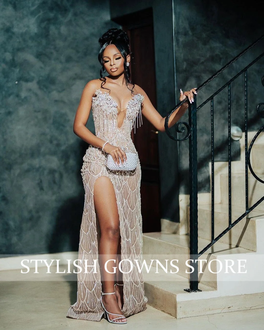 Sparkly V Neck Long Prom Dress For Black Girls Sequined Birthday Party Dresses Beaded Crystal High Slit Evening Gowns Customized image 2