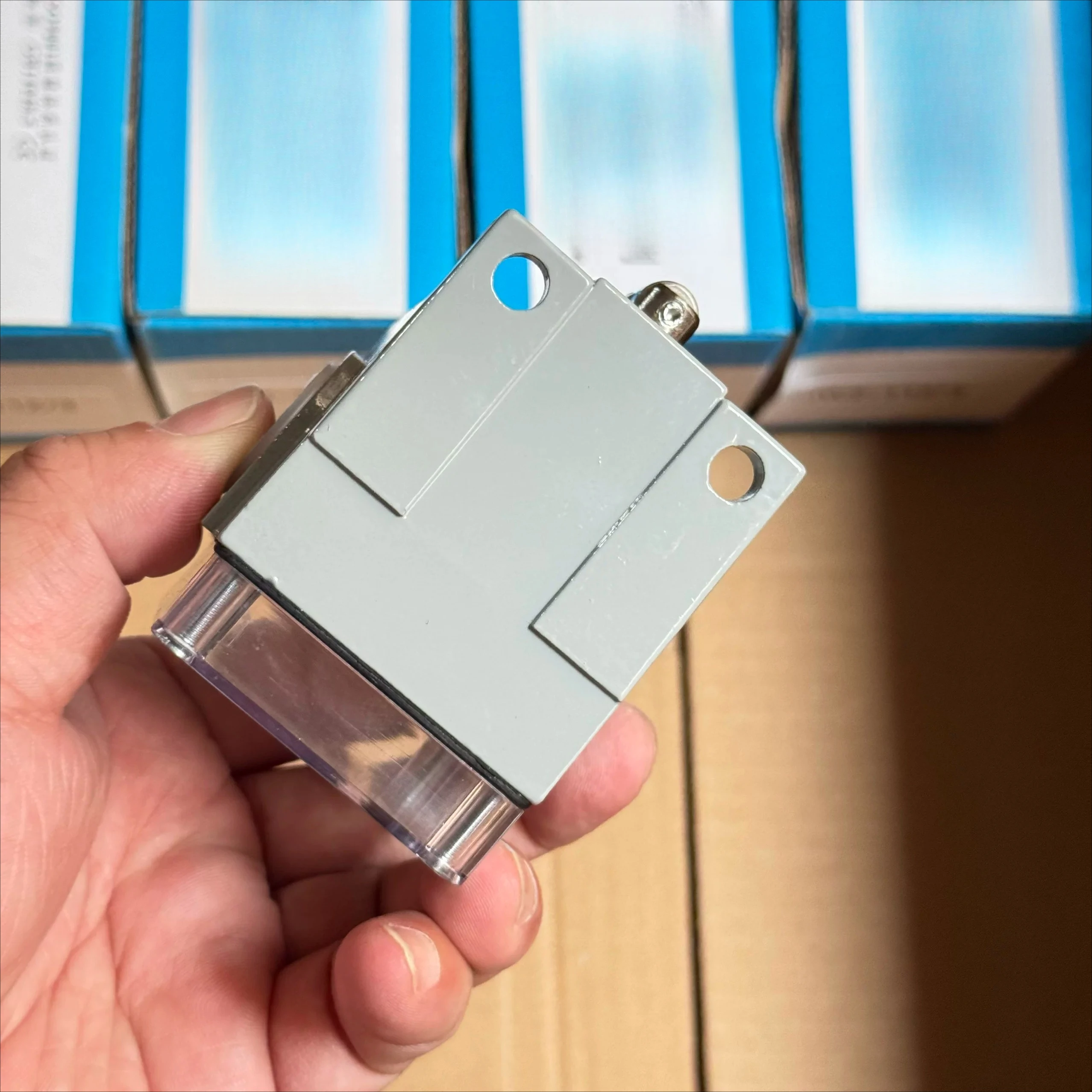 2026 new  Machine Tool Triple Combination Travel Limit Switch JW2-11Z/3 Wire Cutting Machine Parts