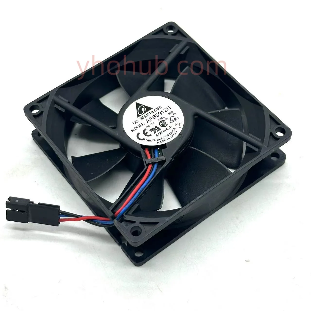 

Delta Electronics AFB0912H R00 DC 12V 0.30A 90x90x25mm Server Cooling Fan