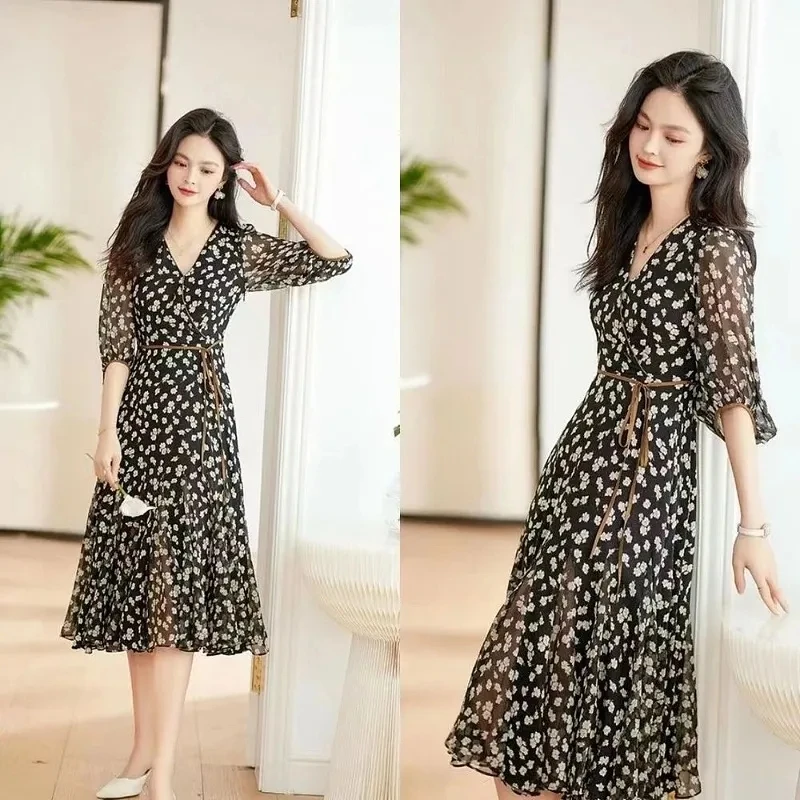 

2024 New ,Summer Elegant Floral Dress, For Women Clothing, Stylish Summer V-neck Half Sleeve Chiffon Dress ,Woman Dresses ,