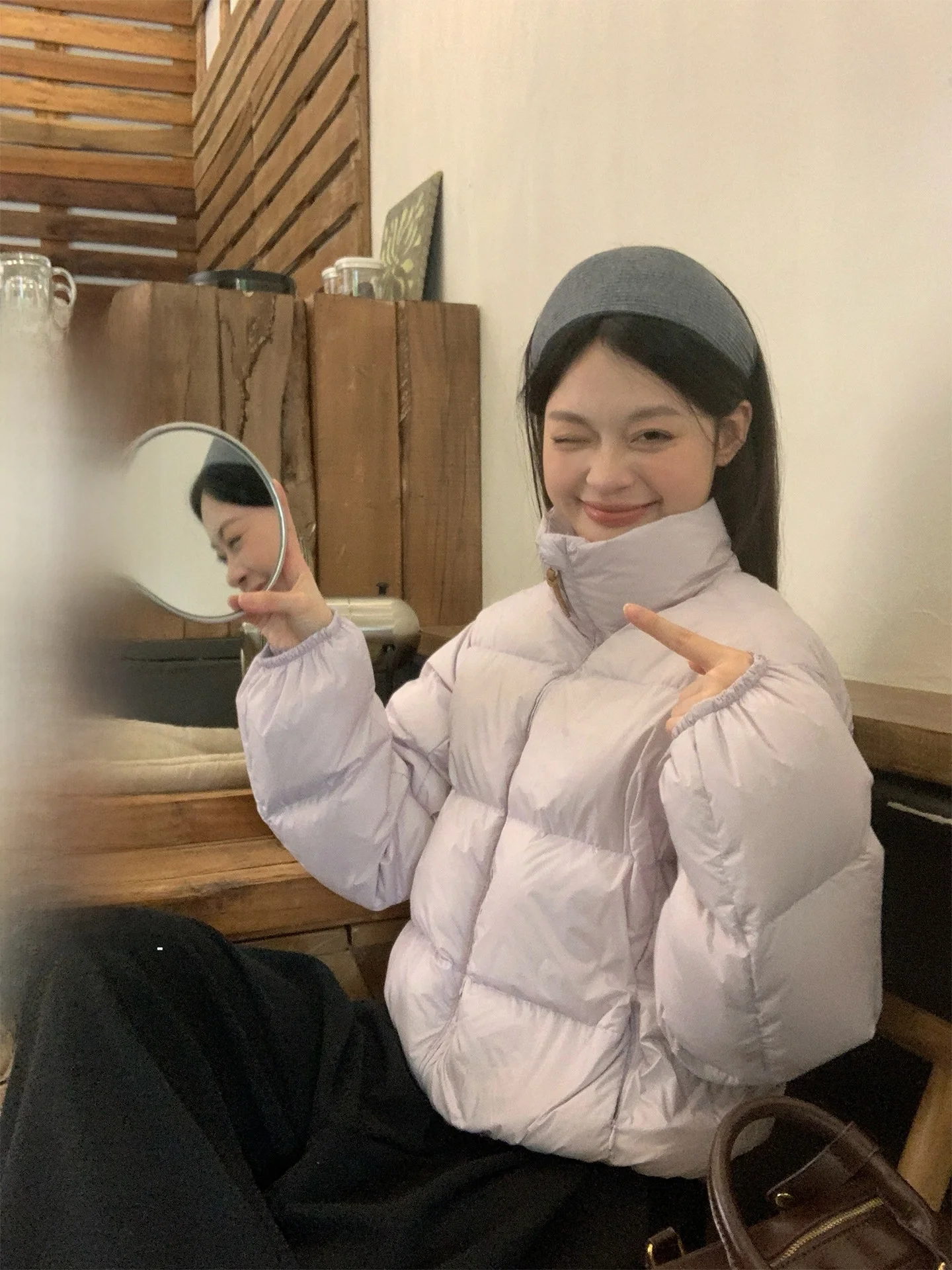 

Lightweight Loose Fit Stand Collar down Jaet Women's Warm Sli ort Purple Coat Korean Sle Commute Faion 2025 New