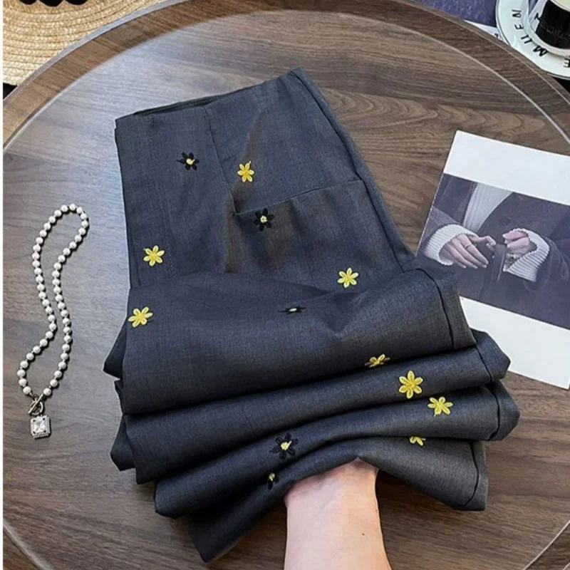 

Новые элитные модные брюки с 3D цветочной вышивкой, женские летние брюки с высокой талией и застежкой-молнией, элегантные прямые брюки, одежда