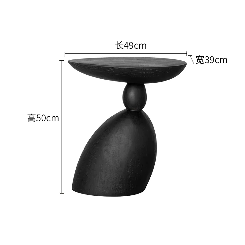 Salon minimaliste créatif nordique, table en frêne, coin de canapé de forme spéciale, petite table basse médiévale