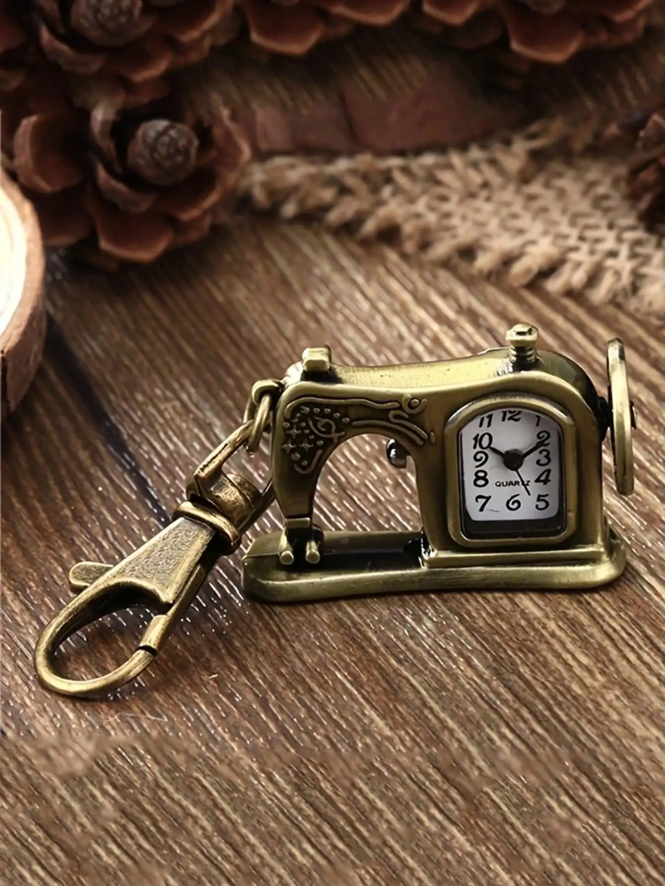 Vintage Camera Shape Pocket Watch Keychain Gift