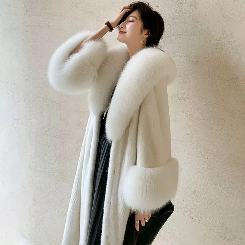

High-End Elegant Fur Coat For Women Winter New Featuring Solid V-Neck Flared Sleeves A One-Piece Faux Fur Warm Coats Female