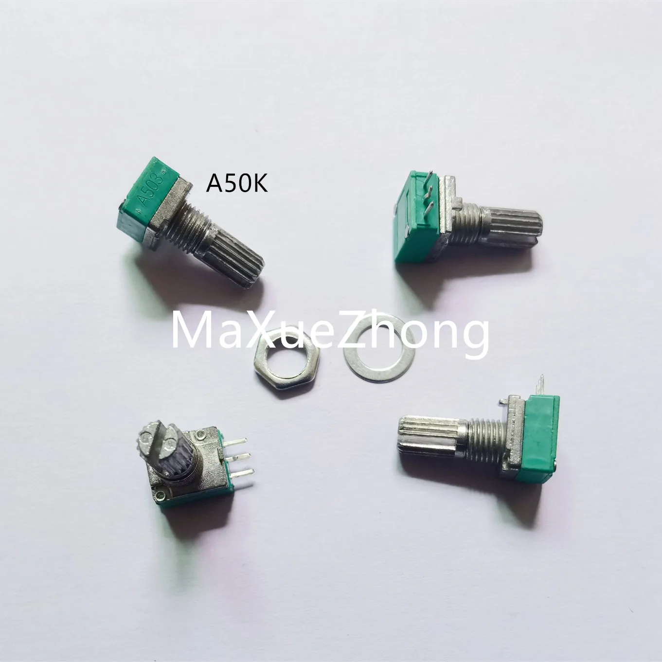 

Original new 100% single coupling 097 potentiometer B1K premium car stereo sealed potentiometer precision volume potentiometer