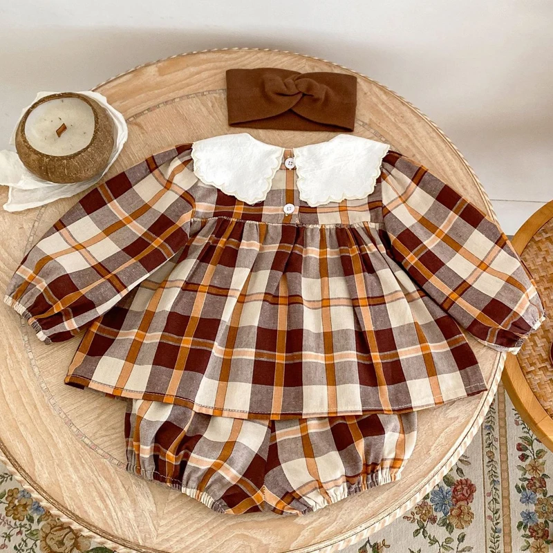 Autumn New Baby Clothing, 0-3 Year Old Female Baby Embroidered Large Collar Checkered Long Sleeve Top+Pants Set