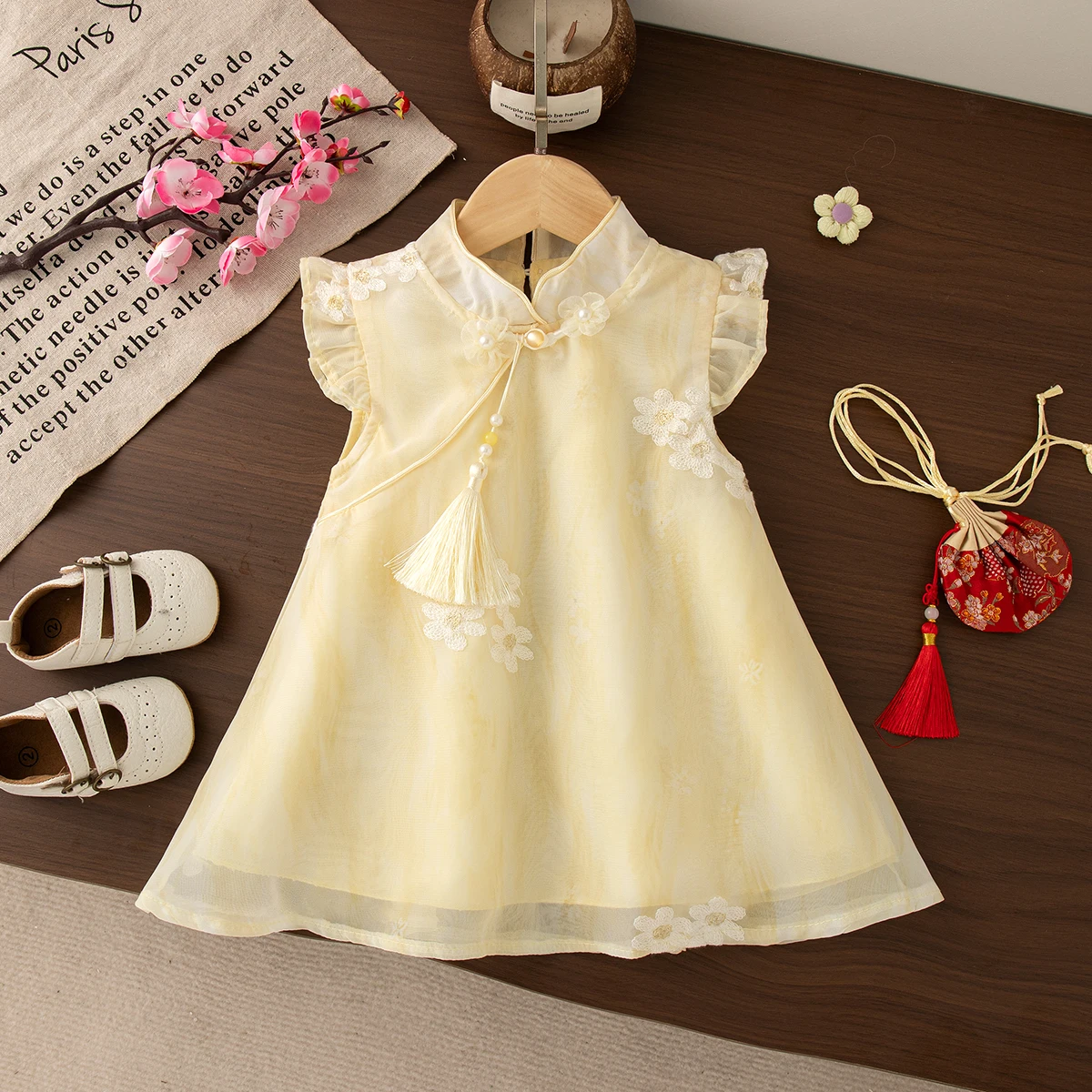 Baby Clothing Yellow - Robe jaune rétro brodée de fleurs