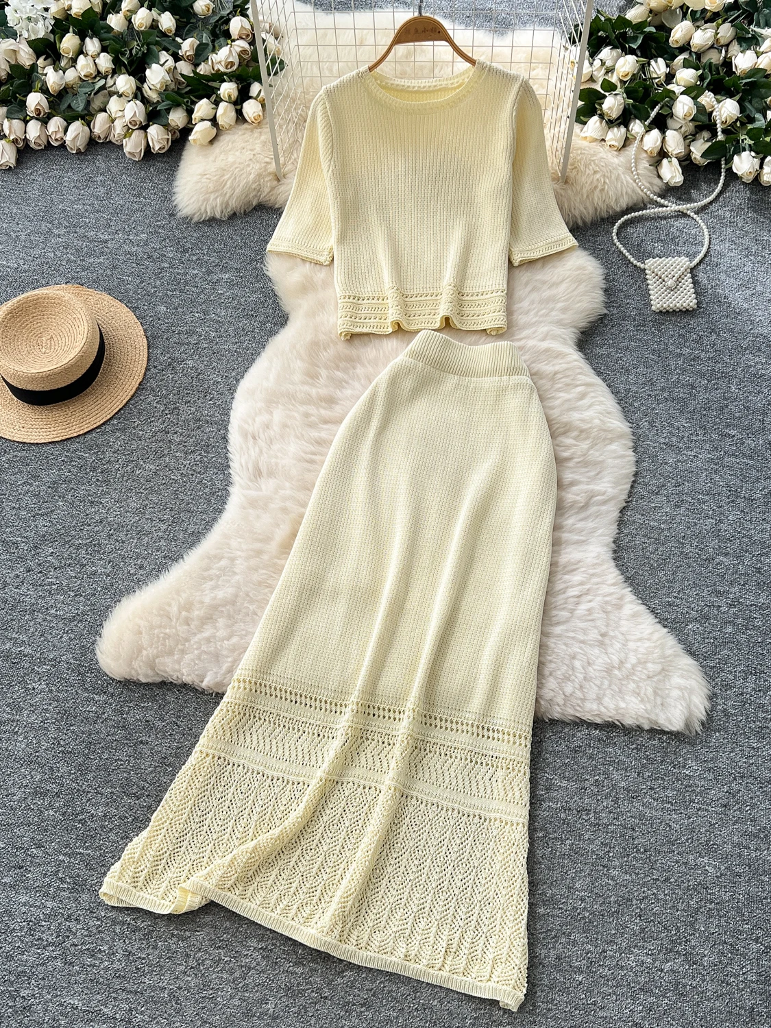 Korean Sle High Waist Knitted ort Sve round Ne Top with Hollow out Hook Embroidery Skirt Faionable mat Set ...