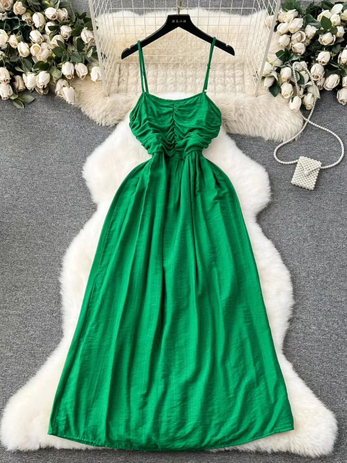 Vestido verde elegante de alta gama con tirantes finos para mujer, vestido largo plisado sin tirantes para vacaciones, novedad de verano 2024