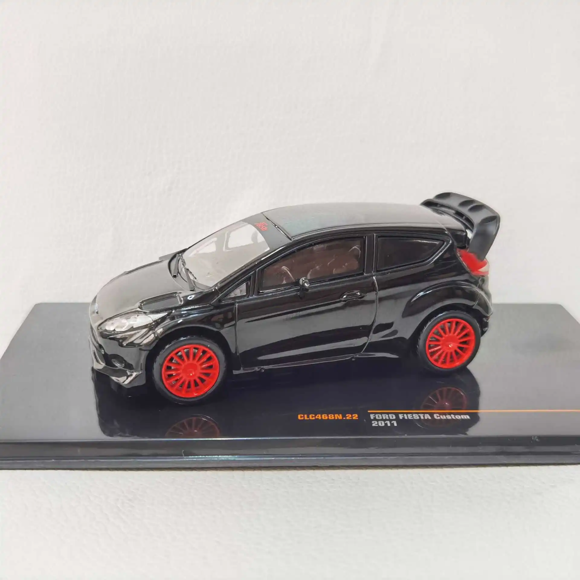 IXO 1:43 Scale FORD FIESTA Custom 2011 Alloy Car Model Toy Collectible Ornament Souvenir Toys Cars