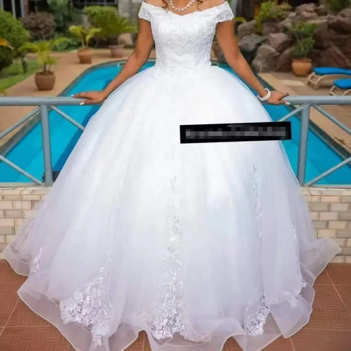 Personalizado fuera del hombro cuentas brillantes lentejuelas Vestido de novia Vestido Noiva Casamento apliques hinchados de talla grande Bri