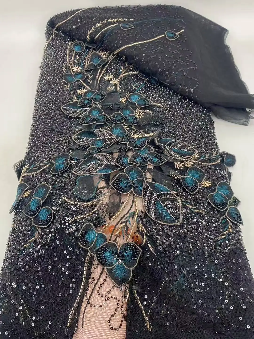 African Nigerian High-Quality Elegant 3D Embroidered French Tulle Lace Fabric with Sequins for Party And Wedding