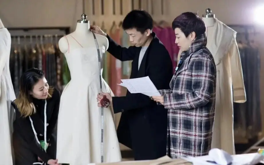 Diseño de ropa DIY, personalización de ropa.