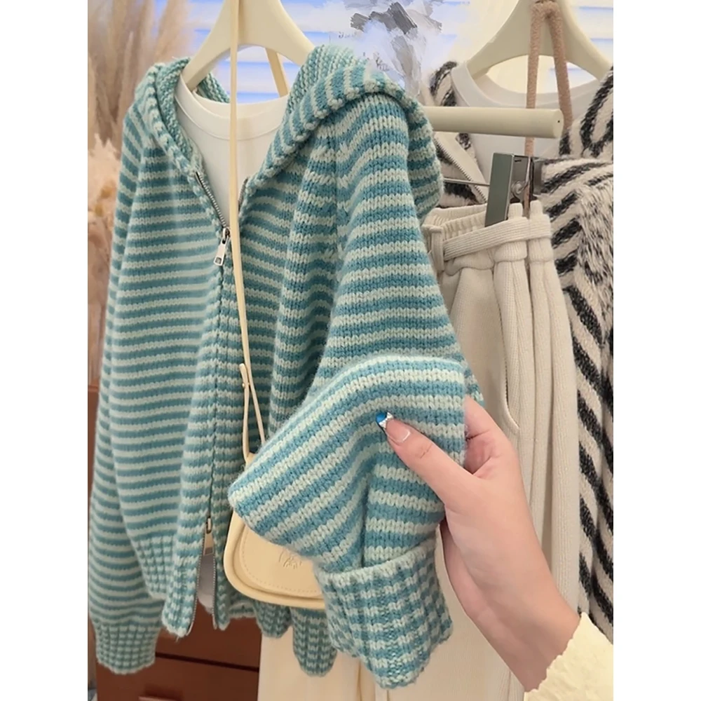 Korean Style Green Knitted Cardigans for Women Casual Loose Knit Hooded Zipper Coats Autumn Winter Warm Sweater Jackets Tops view 3