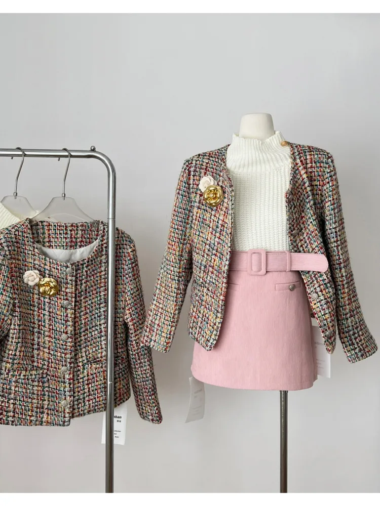 

Французская красочная маленькая куртка в стиле аромата, женский новый осенний дизайн, высококачественный твидовый жакет принцессы, элегантный шикарный комплект