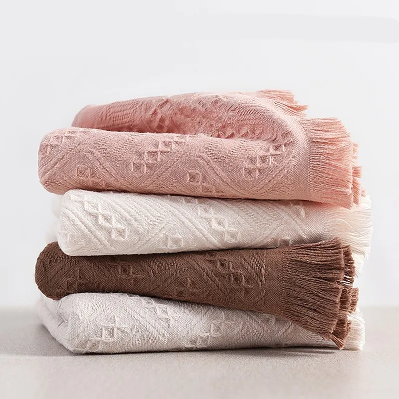 New Japanese Style Family Shower Towels Bathroom Solid Absorbent Hand Towel Cotton Bath Beach Towel with Tassel Handdoeken