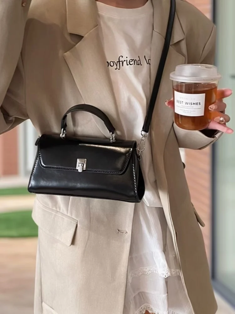 

Женская сумка через плечо из натуральной кожи в стиле ретро, женская модная повседневная простая маленькая квадратная сумка через плечо для вечеринок, повседневных поездок на работу