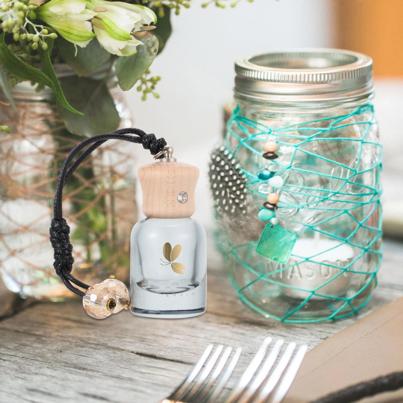 

1Pcs Car Perfume Bottle Small Glass Pendant Empty Essential Oil Container Creative Hanging Decoration Car and Home Use
