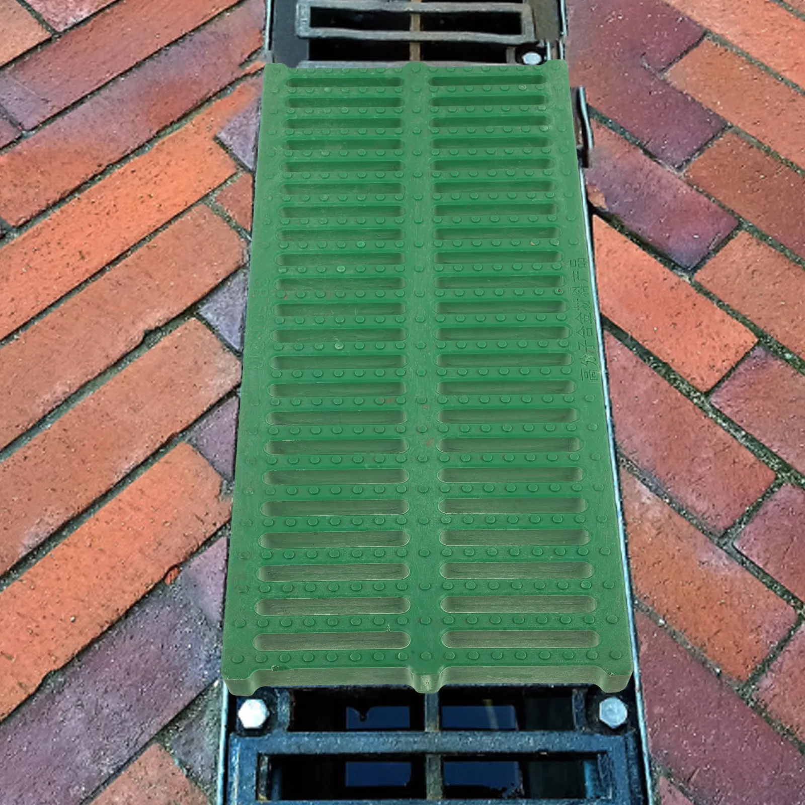 Sewer Drain Grate Plastic Durable Outdoor Trench Drain Cover Replaceable Street Drainage Grates Trench Cover Sewer Accessory