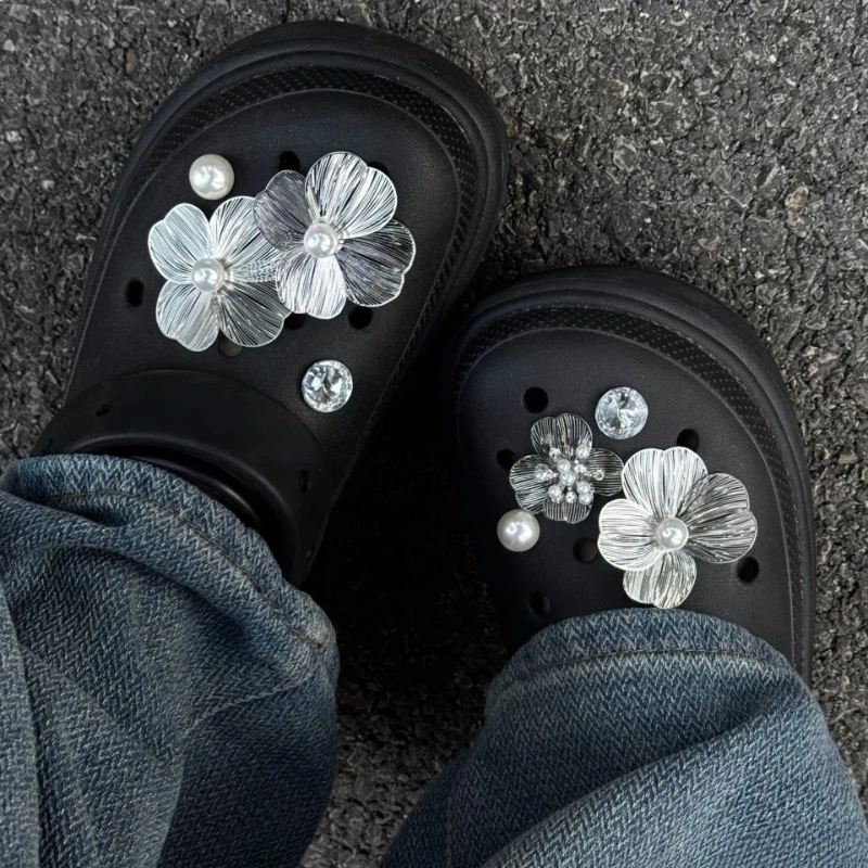 8Pcs Diamond-Encrusted Electroplated Metal Flower Shoe Accessories Detachable for Clogs Beach Shoes Sandals - Fashion Footwear D