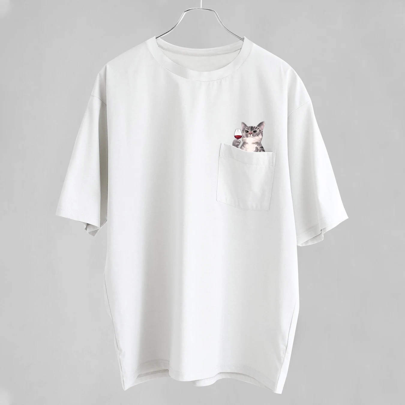 CLOOCL Animal T-Shirt Funny Cat Middle Finger Pocket Sticker Printed T-shirt Cotton Tees Women Shirts Tops Casual Y2K Clothing