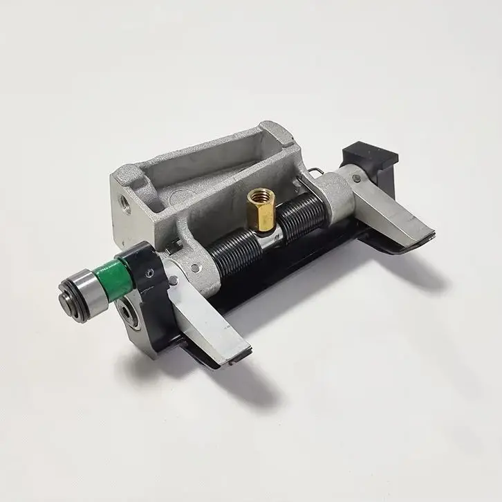 42.020.030 GTO52 Bearing Bracket Feeder Assembly Gripper Bar Bracket