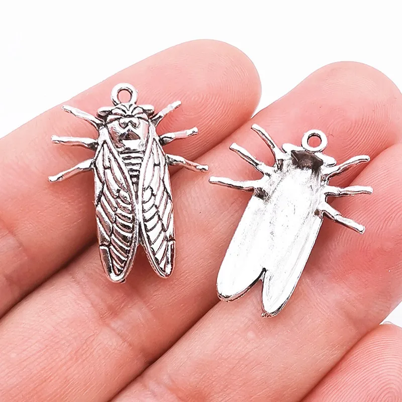 10pcs 27x22mm Zinc Alloy Tibetan Silver Color Cicada Charms Pendant Designer Charms Fit Jewelry Making DIY Jewelry Findings