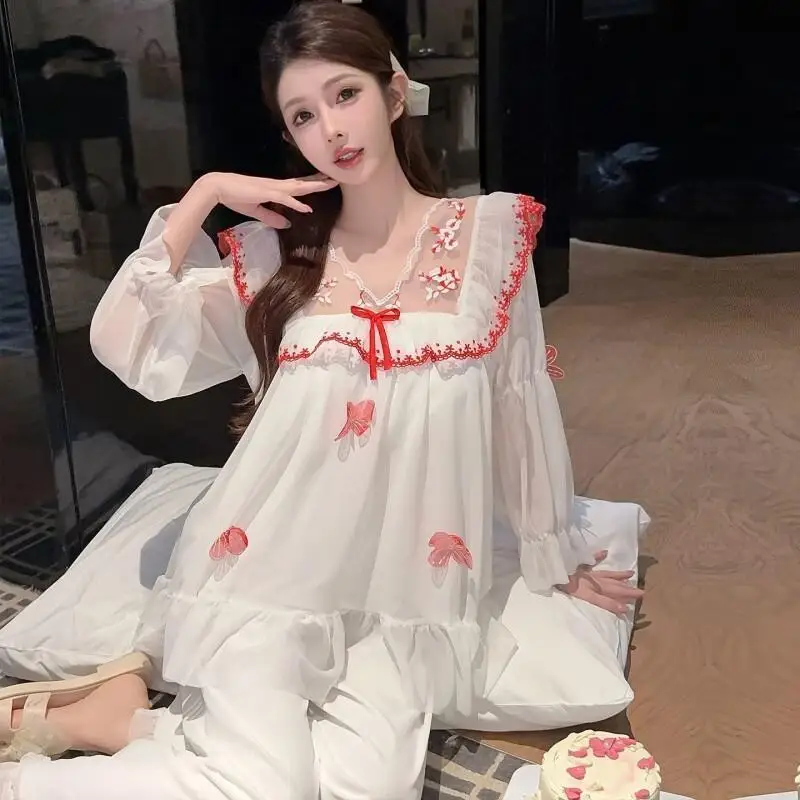 

Женский пижамный комплект, модная домашняя одежда, пижама с длинными рукавами и сетчатой вставкой с мягким бюстгальтером для женщин, домашняя одежда в стиле принцессы, красный цвет