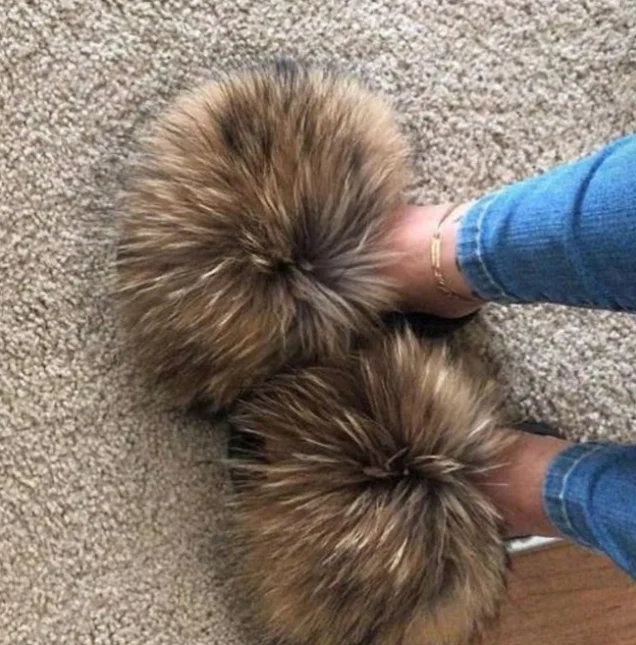 2024 Real Fox Fur Slides Wholesale Furry Sliders Women Ladies Fur Slippers hand mada amazing Quality