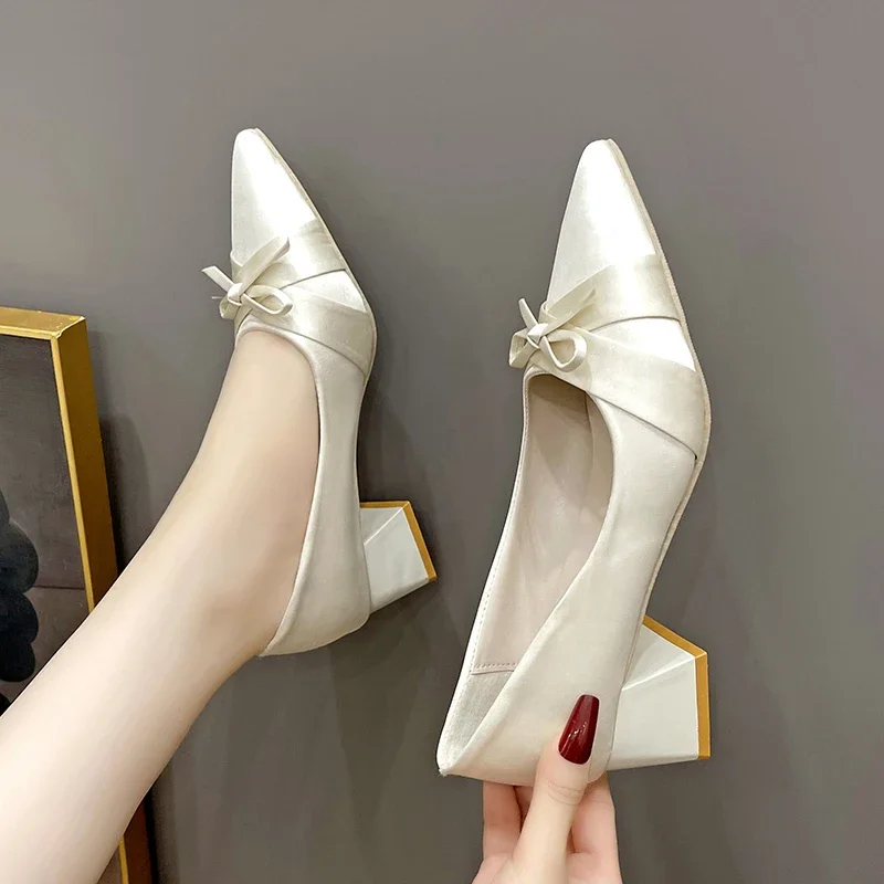 

Женские туфли с французским острым носком, весна-осень 2023, новые темпераментные туфли на высоком каблуке с бантом и неглубоким носком на блочном каблуке